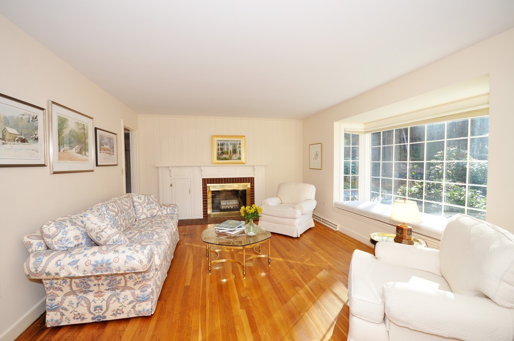 16 Francine Road Acton, MA 01720 - Photo 4 of 30 Gallery Image 4