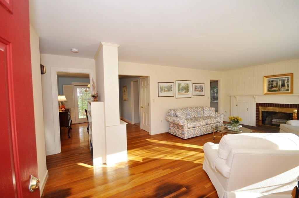16 Francine Road Acton, MA 01720 - Photo 8 of 30 Gallery Image 8