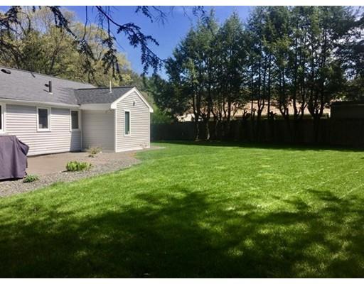 27 Riner Street Framingham, MA 01701 - Photo 3 of 17