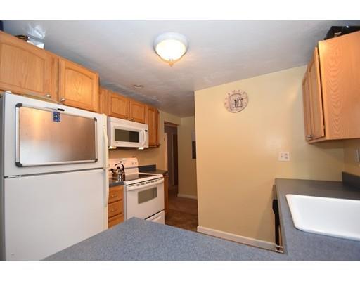 27 Riner Street Framingham, MA 01701 - Photo 9 of 17