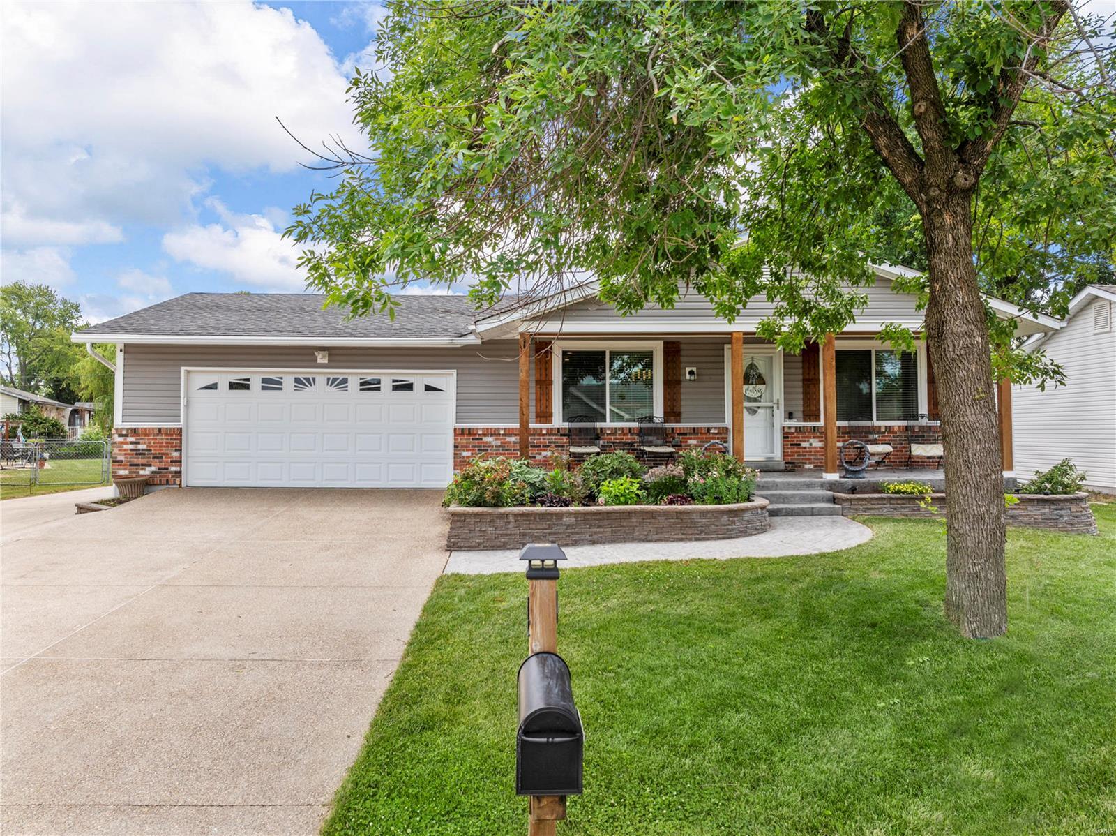 4 Cornell Drive O'Fallon, MO 63366 - Photo 3 of 51