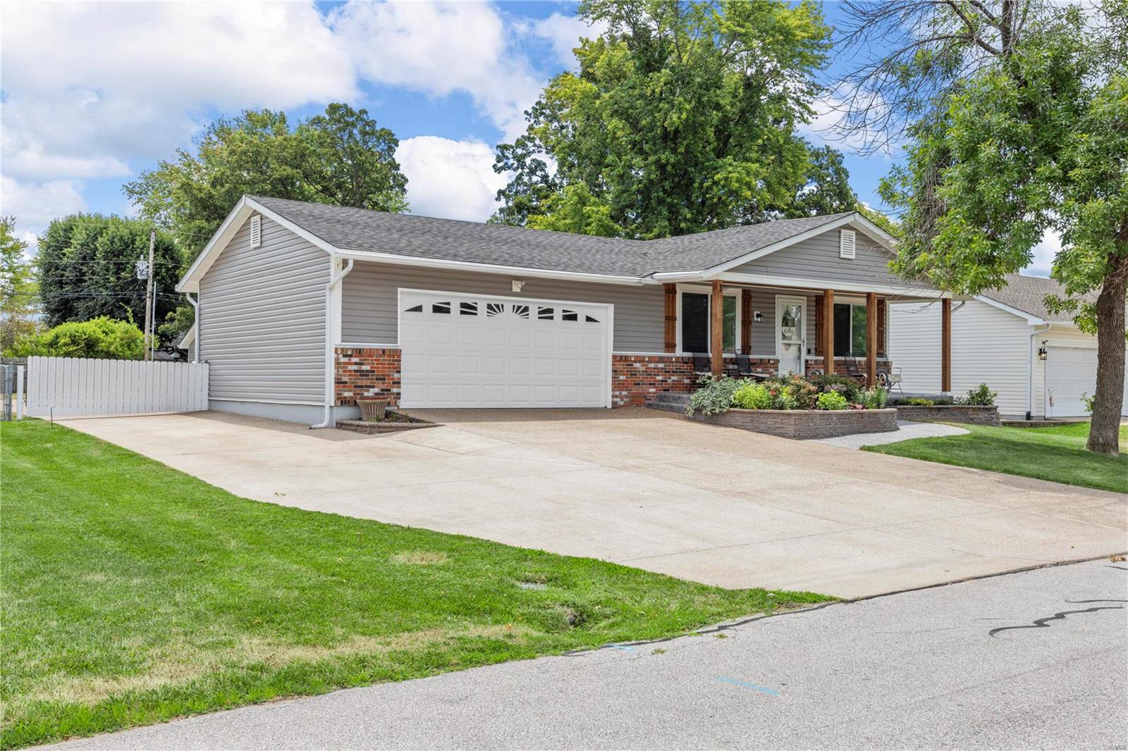 4 Cornell Drive O'Fallon, MO 63366 - Photo 10 of 51