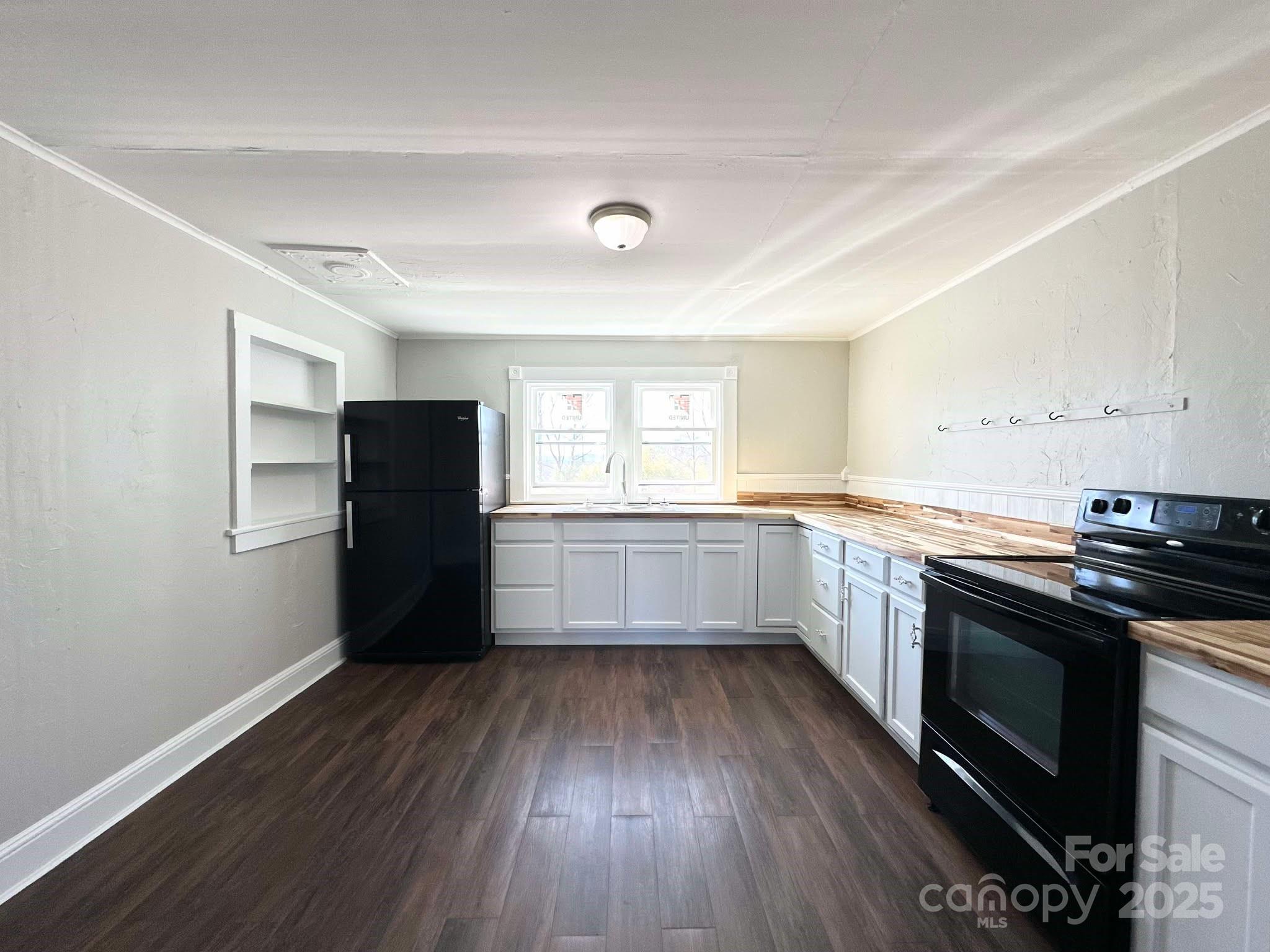 3347 Sheely Road Lenoir, NC 28645 - Photo 9 of 19 Gallery Image 9