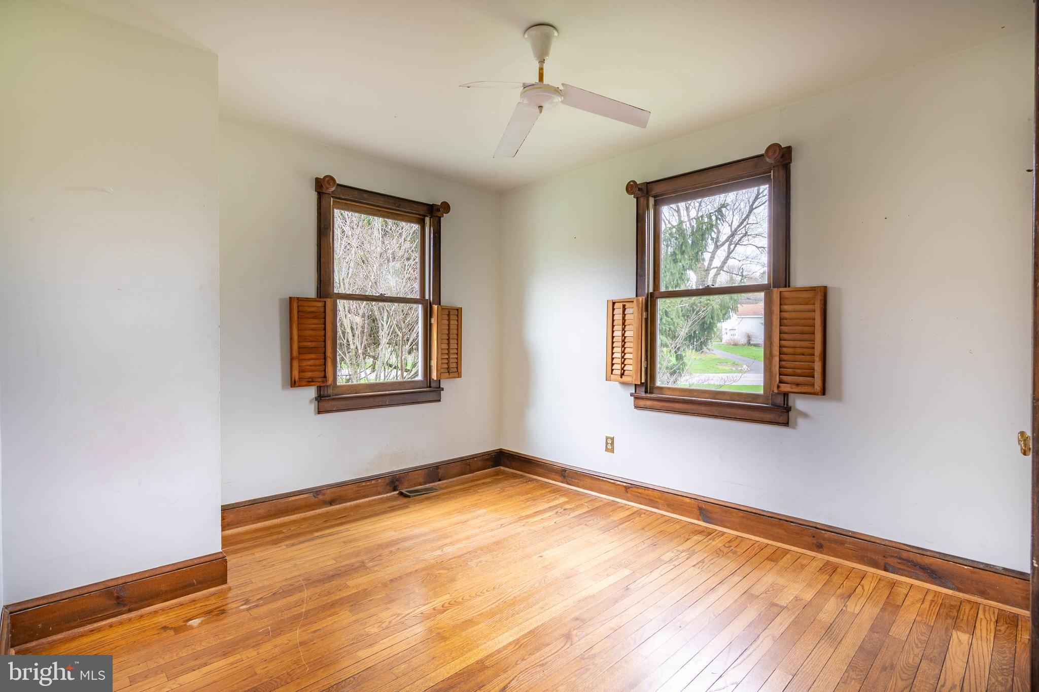 129 Spring House Way Kennett Square, PA 19348 - Photo 13 of 25 Bedroom 2