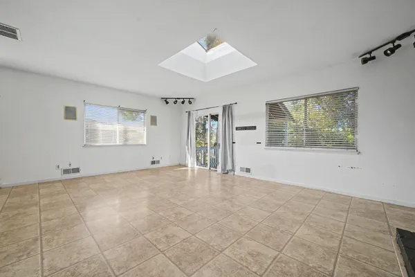 $399,000 | 31 South Pioneer Circle, Jackson, CA 95642