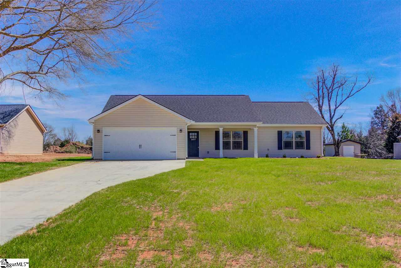 1657 Currys Lake Road Gray Court, SC 29645 - Photo 4 of 11