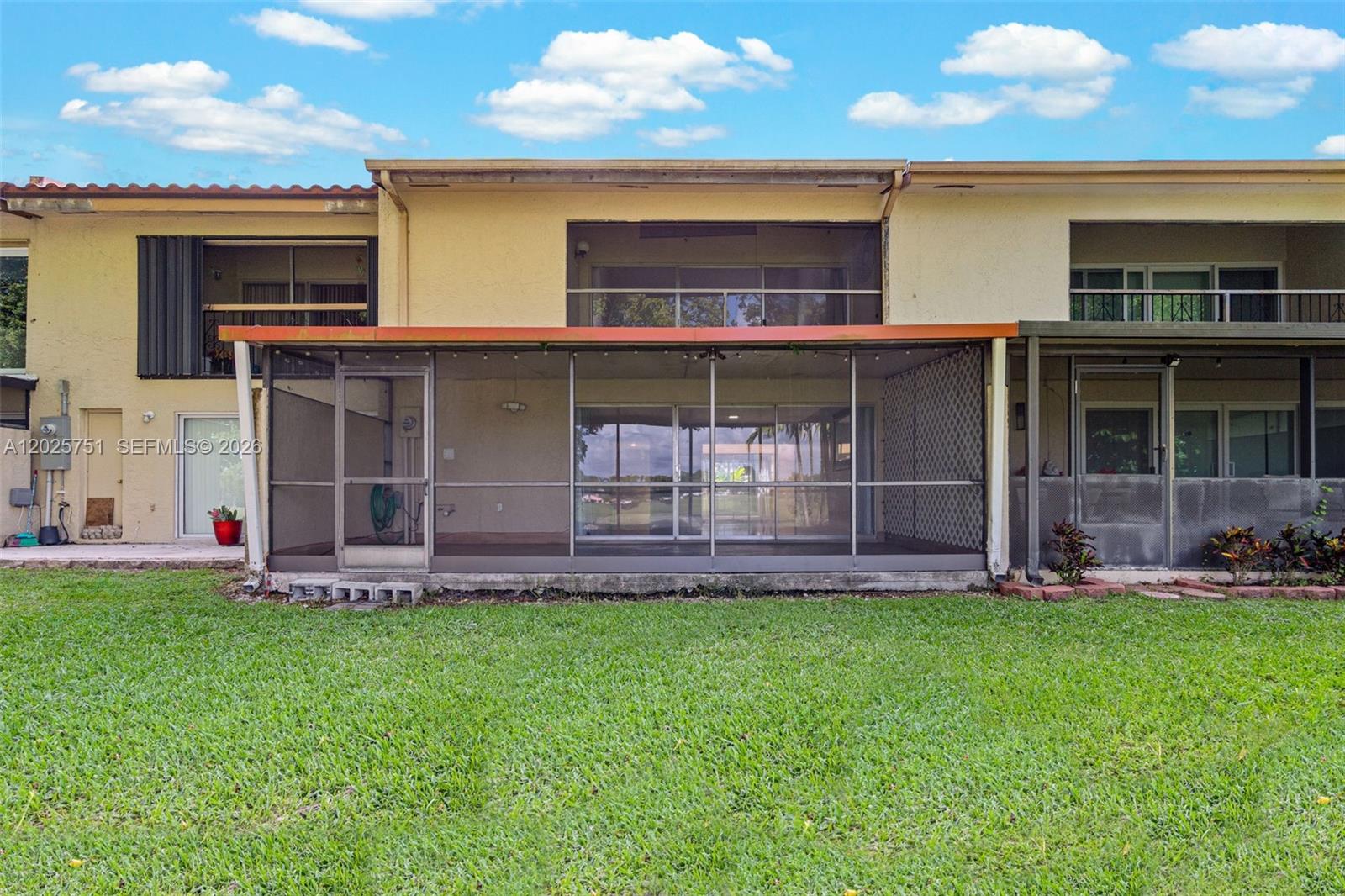 14357 Kendale Lakes Circle Miami, FL 33183 - Photo 52 of 67