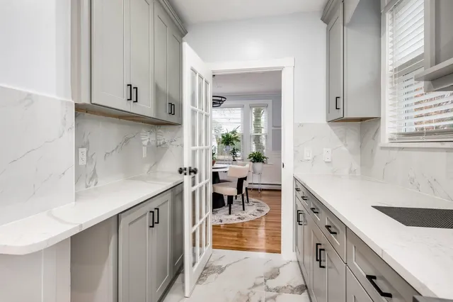 $6,500 | 815 Central Avenue, Dover, NH 03820