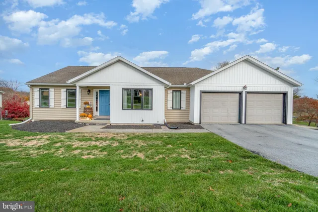 $450,000 | 8024 Yellowstone Drive, Harrisburg, PA 17112