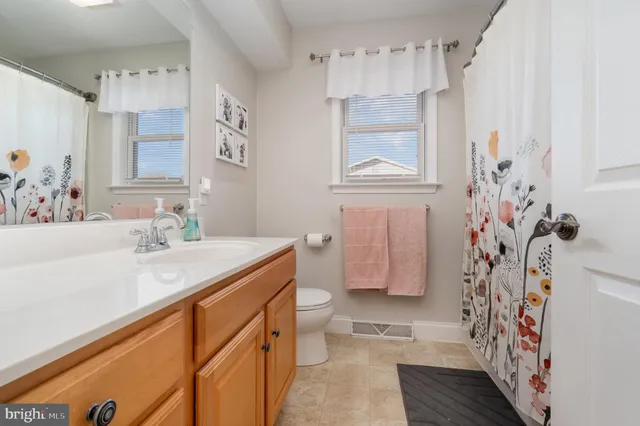 $450,000 | 8024 Yellowstone Drive, Harrisburg, PA 17112