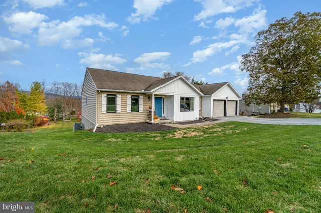 $450,000 | 8024 Yellowstone Drive, Harrisburg, PA 17112