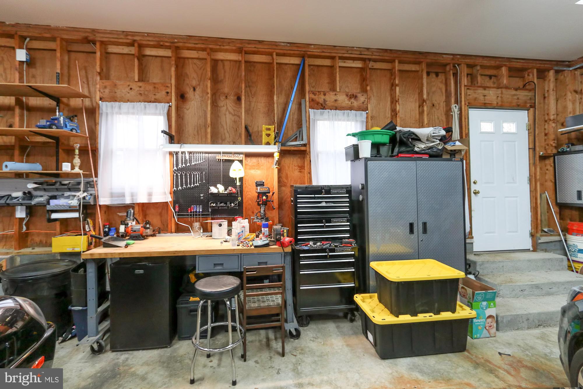 5906 Craig Street Springfield, VA 22150 - Photo 43 of 54 Room for workshop in the garage