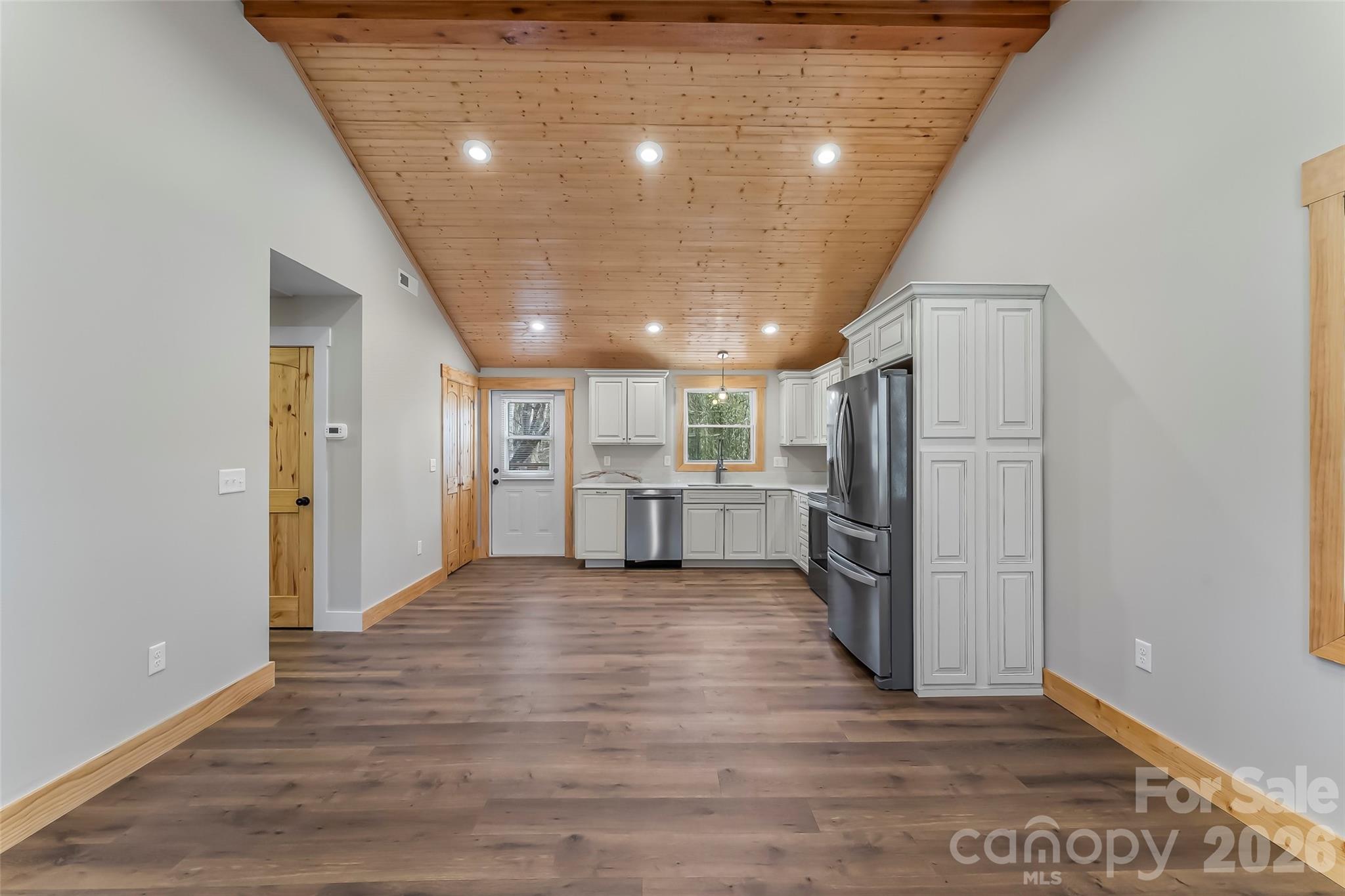 522 Brandon Road Black Mountain, NC 28711 - Photo 4 of 29