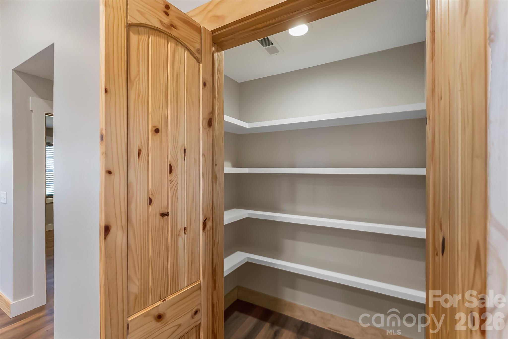 522 Brandon Road Black Mountain, NC 28711 - Photo 8 of 29