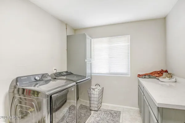 $869,500 | 720 West Thunderbird Road, Phoenix, AZ 85023