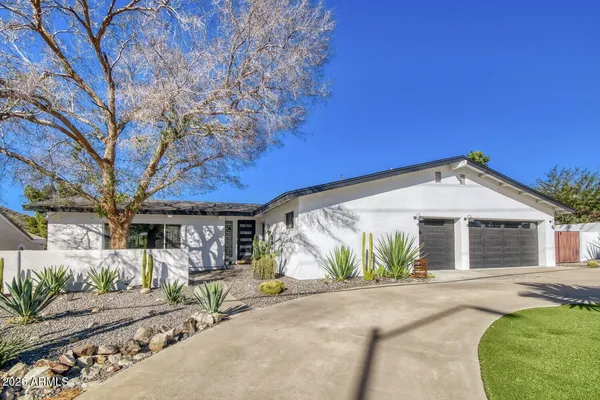 $869,500 | 720 West Thunderbird Road, Phoenix, AZ 85023