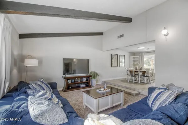$869,500 | 720 West Thunderbird Road, Phoenix, AZ 85023