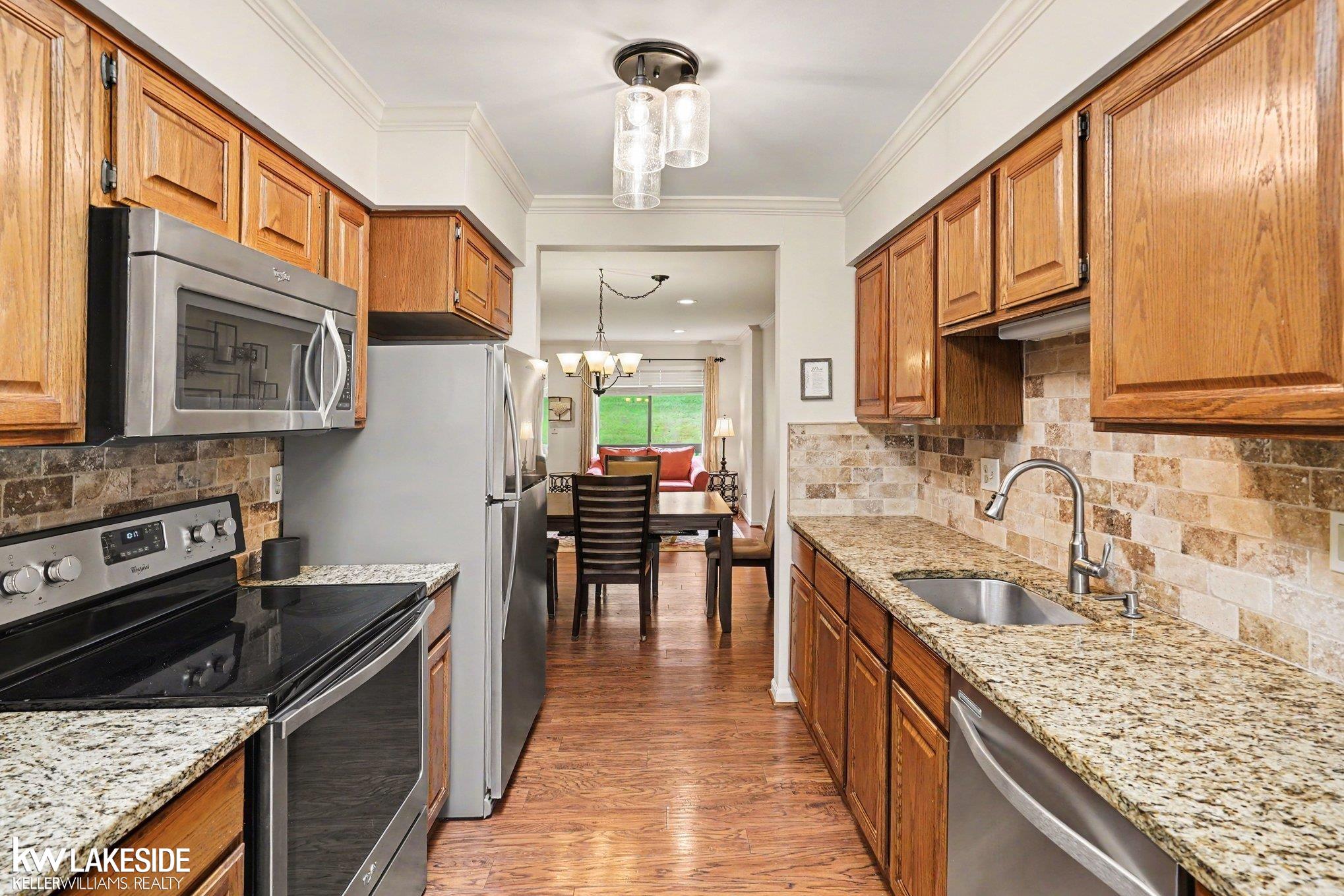983 Wexford Way Rochester Hills, MI 48307 - Photo 10 of 27