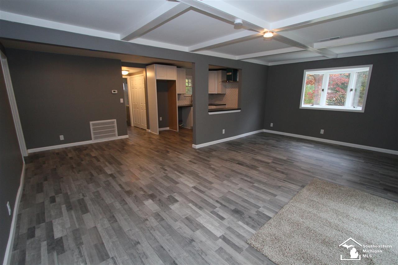 13777 Townsend Road Milan, MI 48160 - Photo 17 of 26