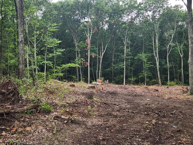 $259,900 | 262 Highway 81, Killingworth, CT 06419