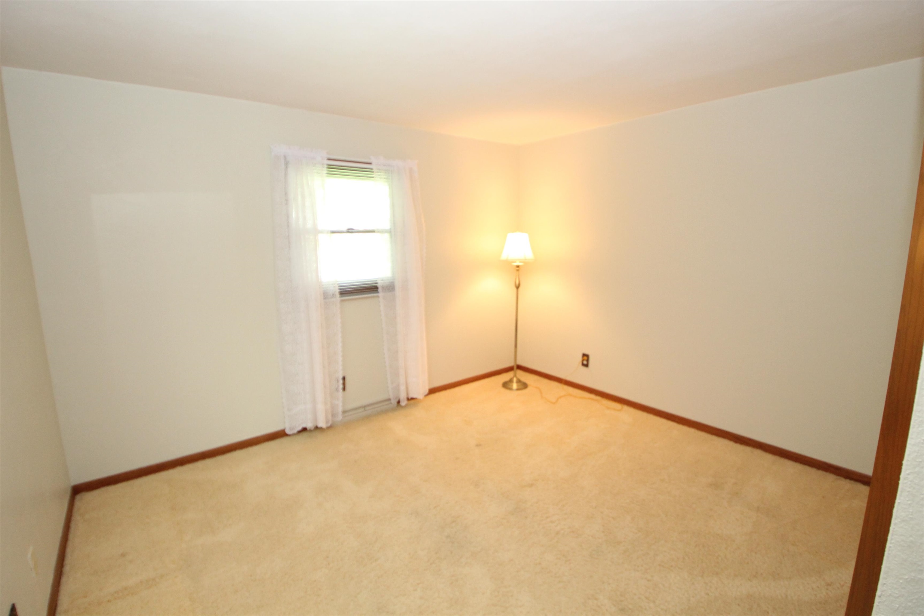 12241 Squirrel Tree Lane Belvidere, IL 61008 - Photo 14 of 26