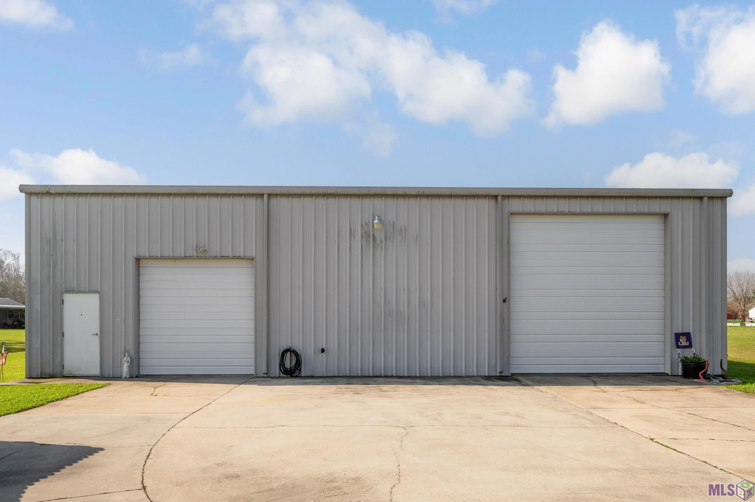 1294 Burma Road Thibodaux, LA 70301 - Photo 7 of 38