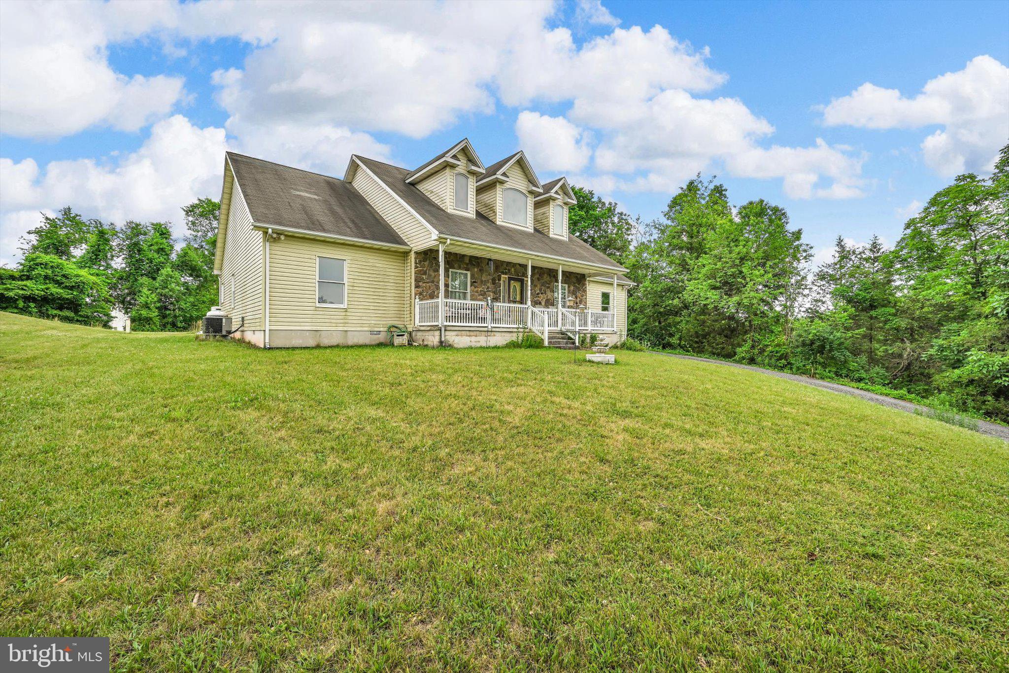 820 Heck Hill Road Lewisberry, PA 17339 - Photo 5 of 43
