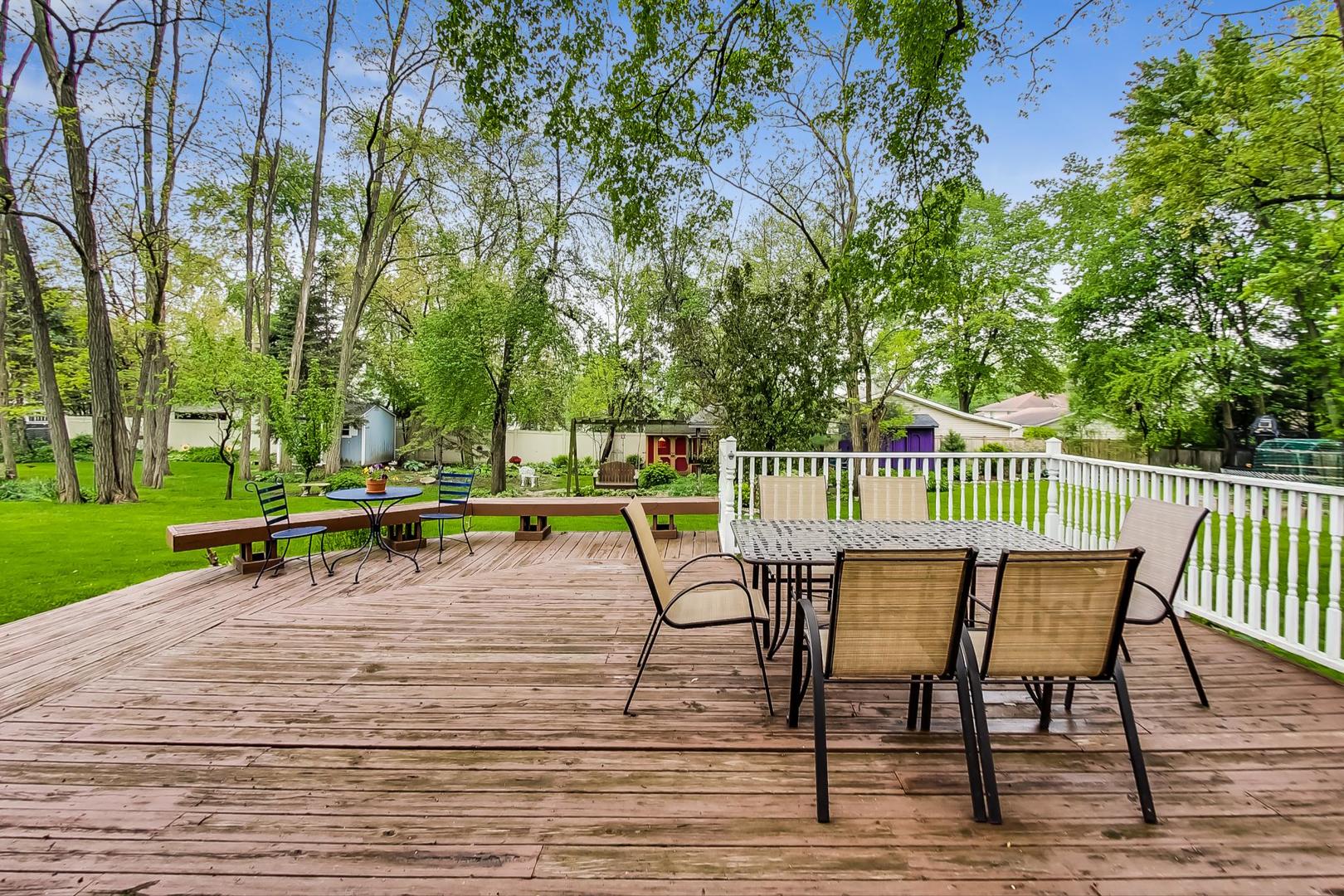482 West 3rd Street Elmhurst, IL 60126 - Photo 27 of 39 a view of a chairs and table on the wooden deck