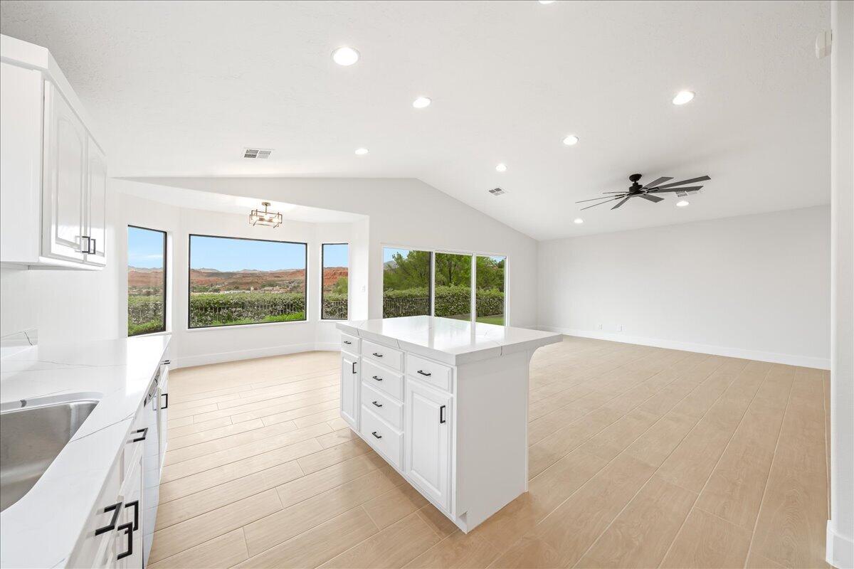 872 West 680 North St. George, UT 84770 - Photo 17 of 48 Dining