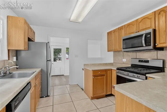 $369,000 | 1709 West Pikes Peak Avenue, Colorado Springs, CO 80904