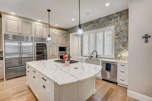 $24,000 | 125 South Blvd Of Presidents, Sarasota, FL 34236