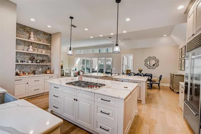 $24,000 | 125 South Blvd Of Presidents, Sarasota, FL 34236