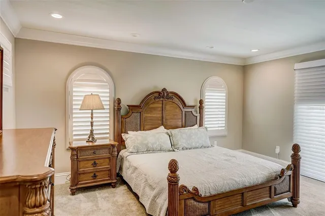 $24,000 | 125 South Blvd Of Presidents, Sarasota, FL 34236