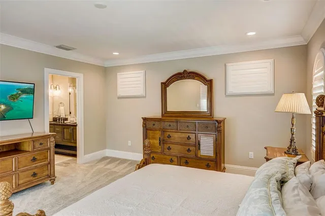 $24,000 | 125 South Blvd Of Presidents, Sarasota, FL 34236