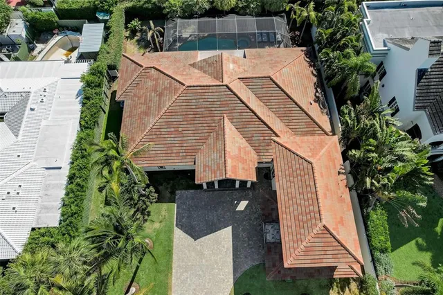 $24,000 | 125 South Blvd Of Presidents, Sarasota, FL 34236