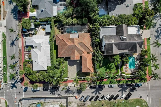 $24,000 | 125 South Blvd Of Presidents, Sarasota, FL 34236