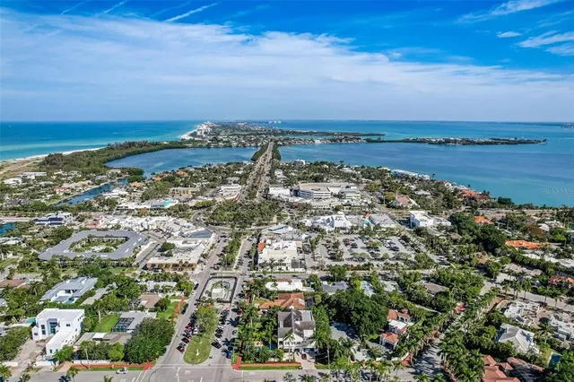 $24,000 | 125 South Blvd Of Presidents, Sarasota, FL 34236