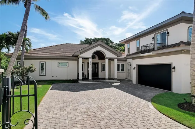 $24,000 | 125 South Blvd Of Presidents, Sarasota, FL 34236