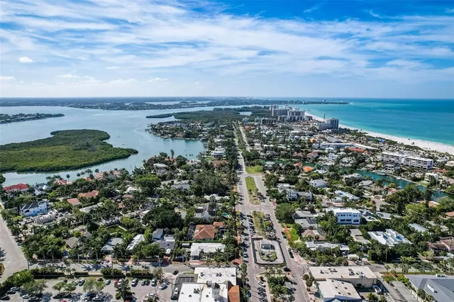 $24,000 | 125 South Blvd Of Presidents, Sarasota, FL 34236