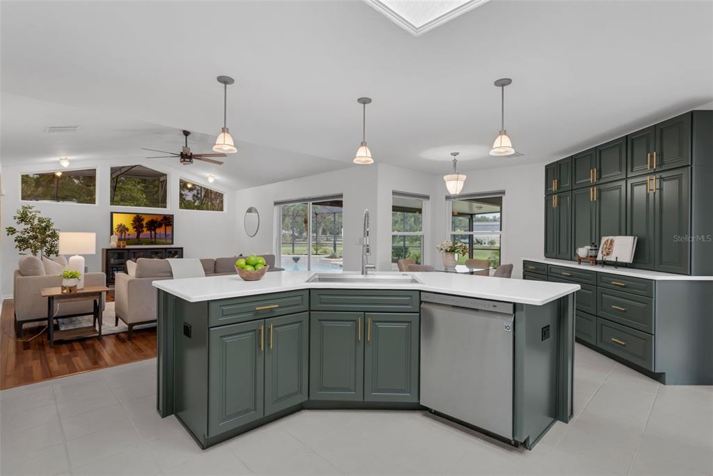 15038 Willow Lane Tavares, FL 32778 - Photo 14 of 37 a kitchen with lots of counter top space