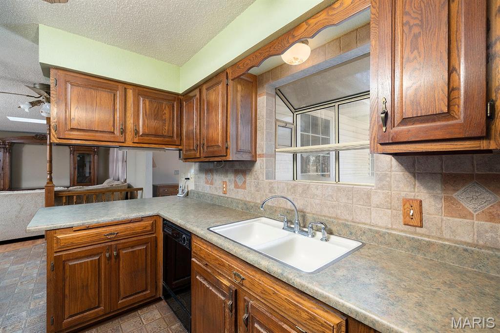 10477 M- Am Hwy Mountain Grove Mountain Grove, MO 65711 - Photo 22 of 46