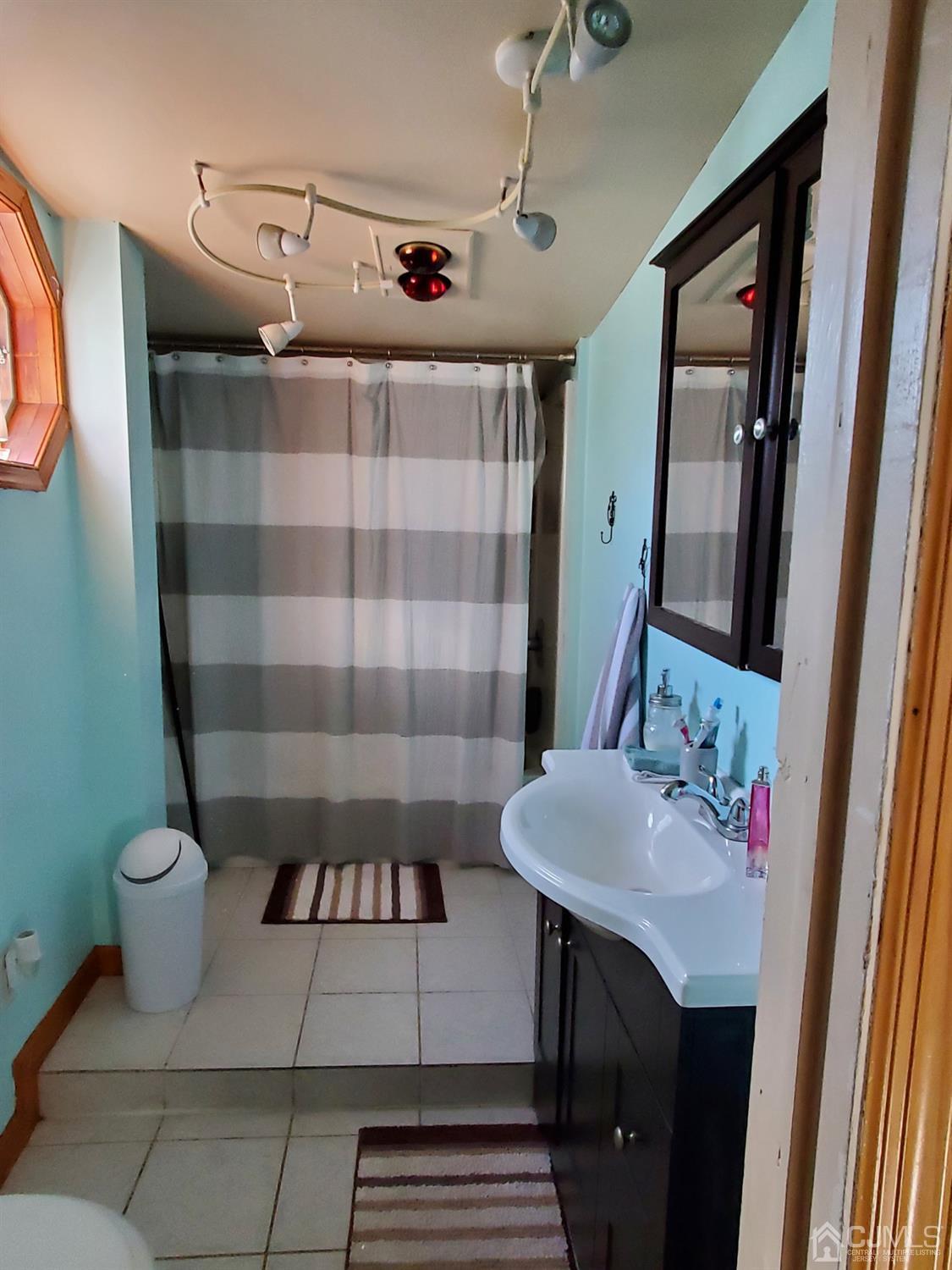 1 Altamont Road Edison, NJ 08817 - Photo 14 of 14 a bathroom with a sink toilet and shower