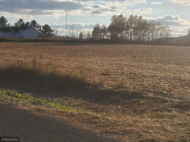 $424,900 | 754 190th Street, Baldwin, WI 54002