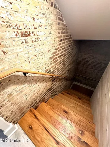 $489,000 | 207 South Commerce Street, Natchez, MS 39120