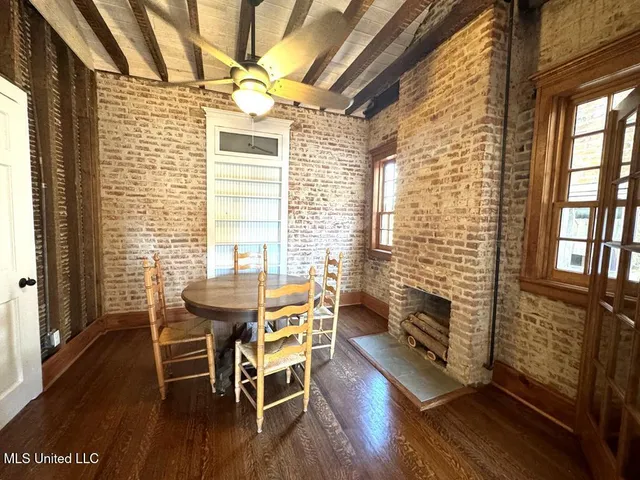 $489,000 | 207 South Commerce Street, Natchez, MS 39120