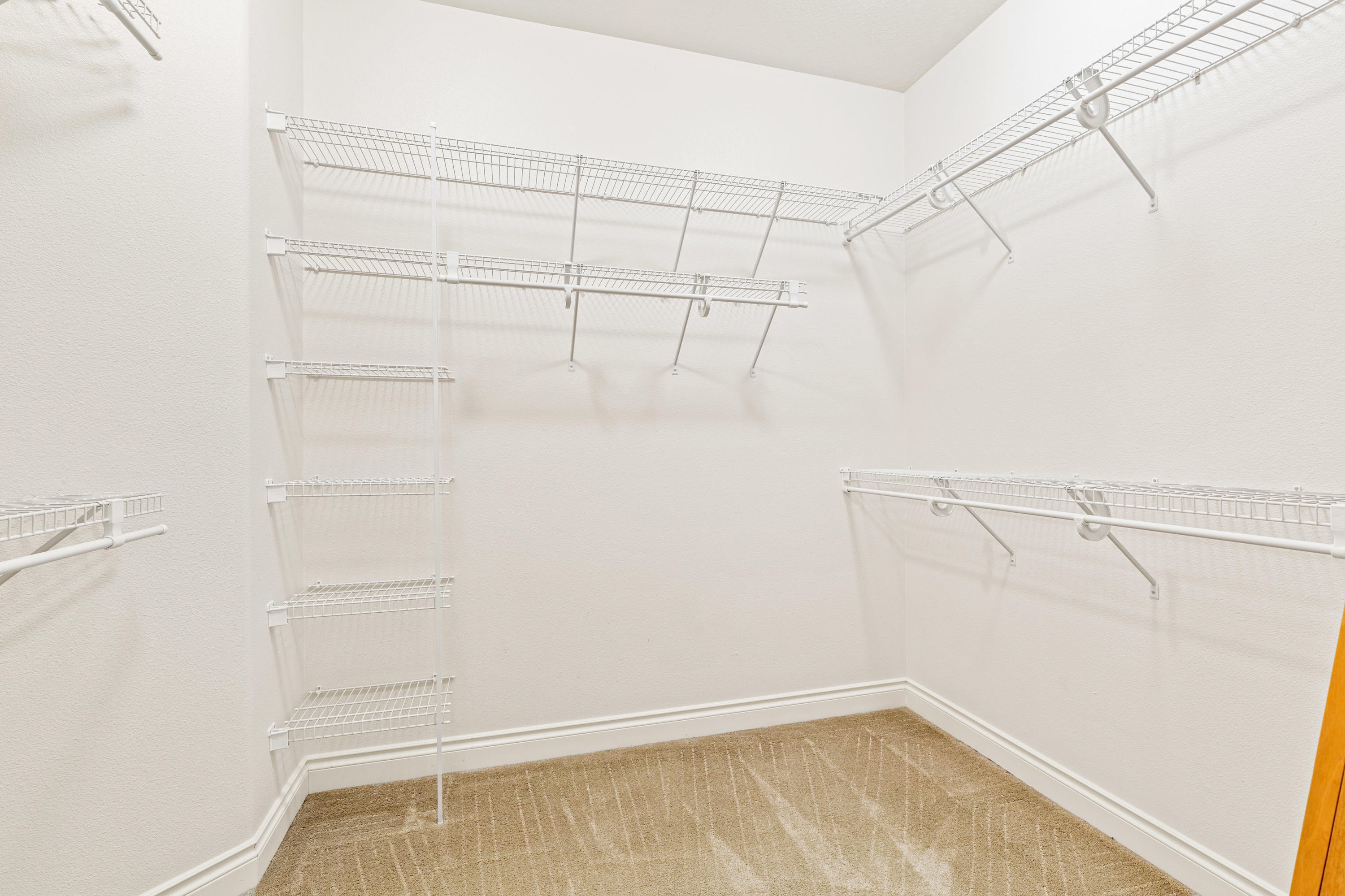 4335-4337 Murryhill Terrace Medford, OR 97504 - Photo 16 of 38 Primary Bedroom Closet