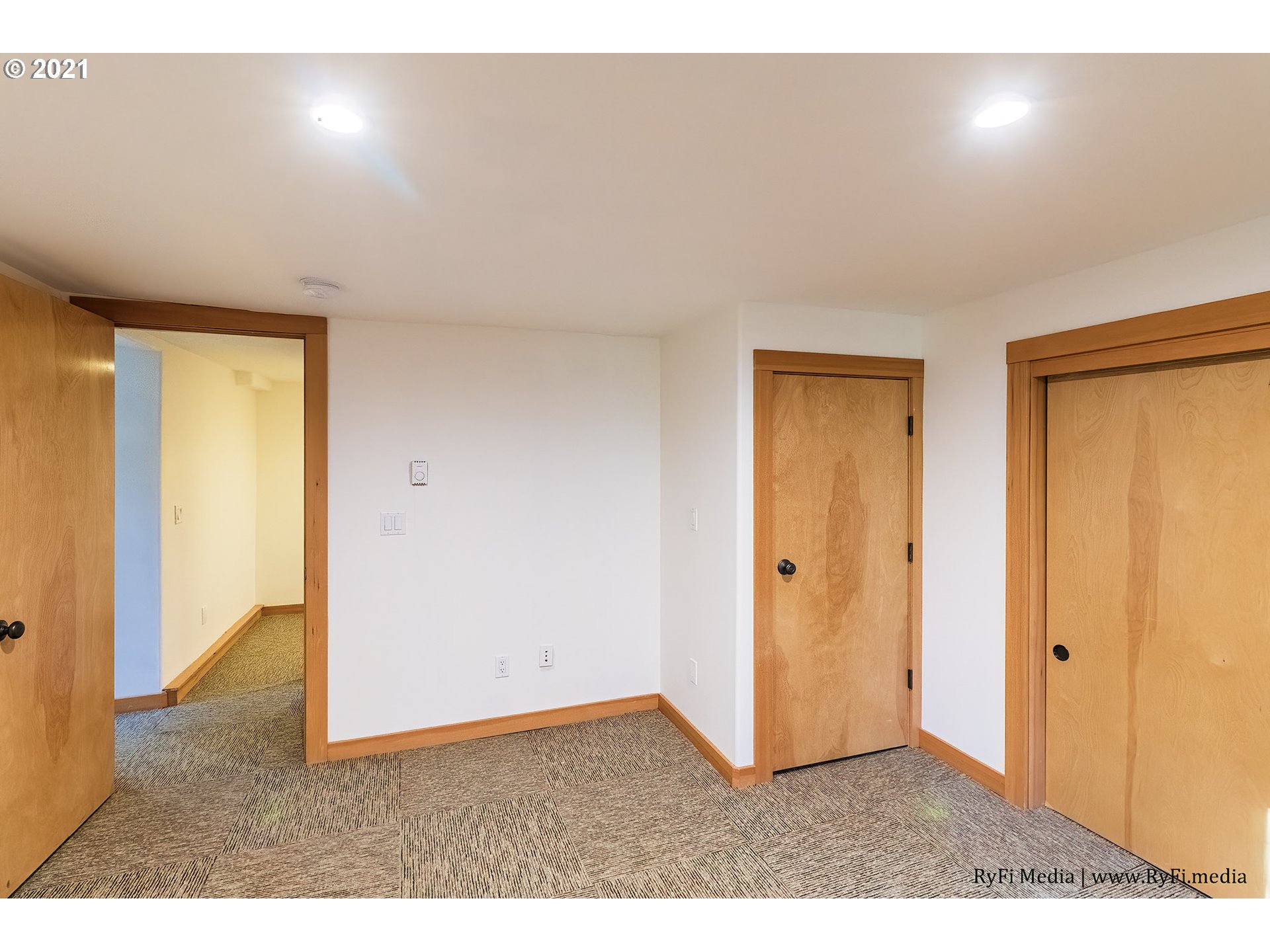 3001 Southwest Dosch Road Portland, OR 97221 - Photo 22 of 32
