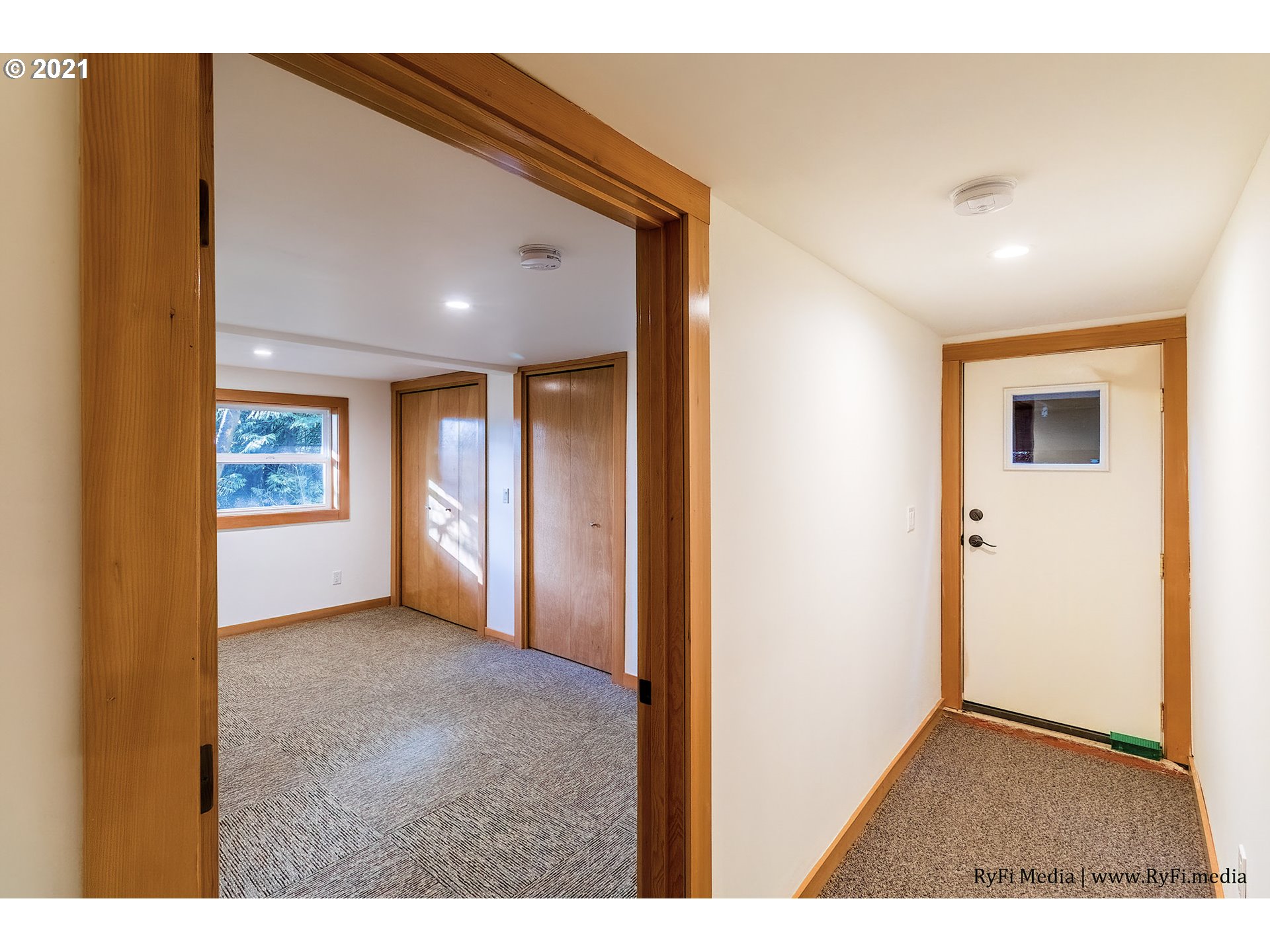 3001 Southwest Dosch Road Portland, OR 97221 - Photo 23 of 32