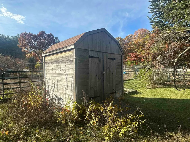 $489,900 | 1 Lee Hook Road, Newmarket, NH 03857