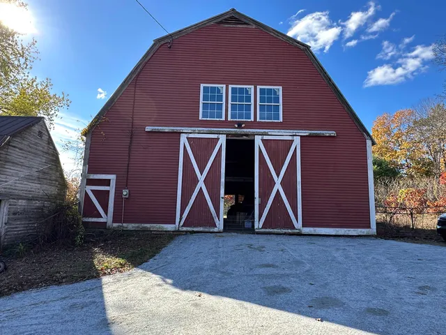 $489,900 | 1 Lee Hook Road, Newmarket, NH 03857